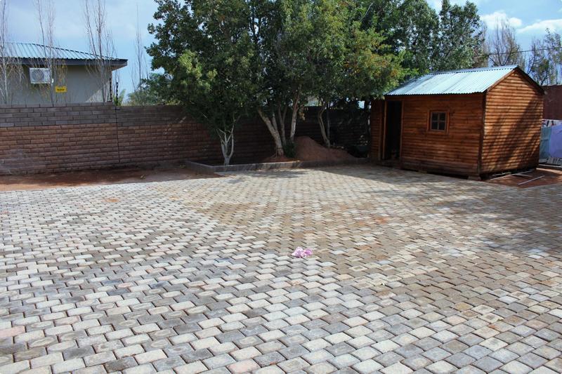 4 Bedroom Property for Sale in Keidebees Northern Cape